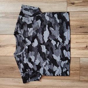 Lululemon Cates Training Tee, Short Sleeve, Heritage Camo, Black and White